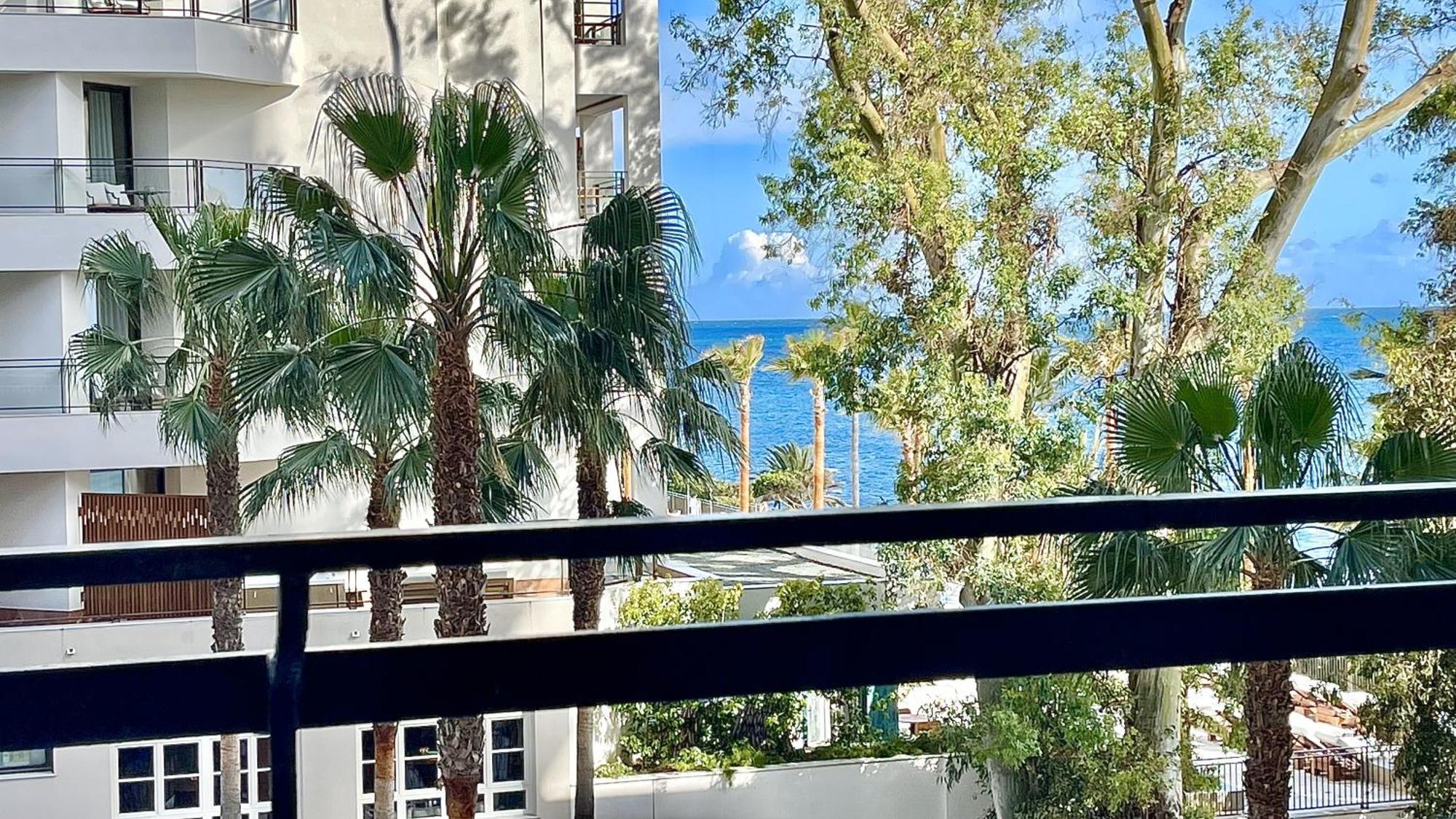 Beachfront 1Br Apartment In Center Of Marbella! Екстер'єр фото