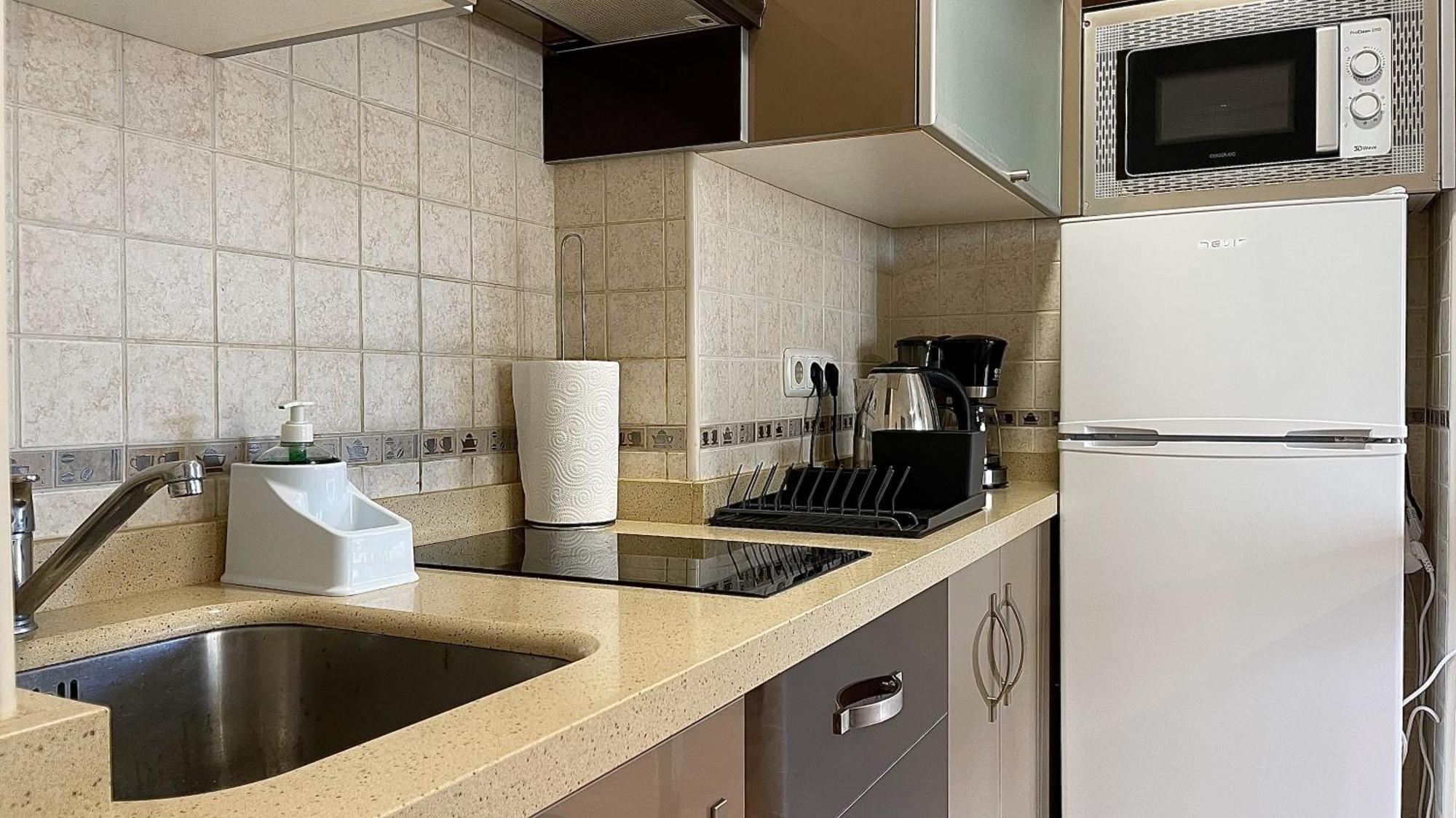 Beachfront 1Br Apartment In Center Of Marbella! Екстер'єр фото